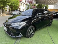 Toyota YARIS Ativ 1.2 Sport ปี 2022 ไมล์แท้ 14,xxx กม.✔มีรับประกันศูนย์✔ฟรีดาวน์✔จัดเต็มได้