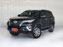 2018 Toyota Fortuner 2.8 V 4WD SUV รถสภาพดี มีประกัน