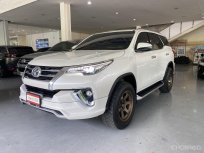 2018 Toyota Fortuner 2.4 V 4WD SUV 
