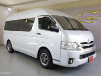 2017 TOYOTA COMMUTER 3.0 GL MT