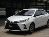 ขาย รถมือสอง 2020 Toyota Yaris Ativ 1.2 Sport Premium รถเก๋ง 4 ประตู 