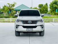 Fortuner 2.8V ขับ 2 ปี 2016 สีขาว