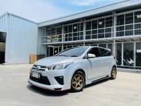 2013 TOYOTA YARIS ECO 1.2E สีเทา รถตัวถังสวย ไม่เคยติดแก๊ส ชุดแต่งรอบคัน+สปอยเลอร์หลัง สวยพร้อมใช้