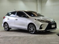 2021 Toyota YARIS 1.2 Sport รถเก๋ง 5 ประตู 