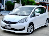 2011 Honda JAZZ 1.5 SV i-VTEC รถเก๋ง 5 ประตู ขายรถบ้านมือเดียว ผู้หญิงใช้ 