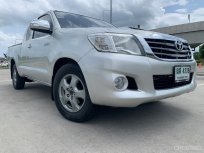 2013 Toyota Hilux Vigo 2.5 E รถกระบะ 