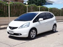 2010 Honda JAZZ 1.5 V i-VTEC รถเก๋ง 5 ประตู เจ้าของขายเอง รถบ้านคุณภาพเกรด AAA