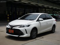 ขาย รถมือสอง 2018 Toyota VIOS 1.5 Mid รถเก๋ง 4 ประตู 