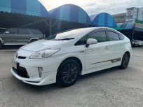 2013 Toyota Prius 1.8 Hybrid E TRD Sportivo รถเก๋ง 5 ประตู รถสวย ไมล์น้อย รถบ้าน ฟรีดาวน์ 