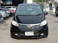 2012 Honda Freed 1.5 E mpv 