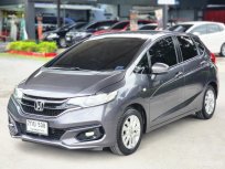 2018 Honda JAZZ 1.5 V i-VTEC รถเก๋ง 5 ประตู รถบ้านมือเดียว