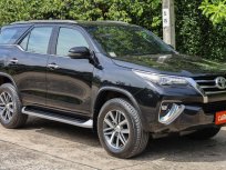 TOYOTA  FORTUNER 2.4 V 4WD ผ่อน 16,xxx.-/เดือน
