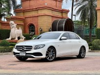 2018 Mercedes-Benz E350e 2.0 e Avantgarde รถเก๋ง 4 ประตู รถบ้านแท้