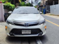 2016 Toyota CAMRY 2.5 Hybrid รถเก๋ง 4 ประตู รถบ้านขายเอง