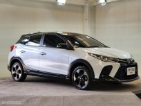 2022 Toyota Yaris Ativ รถเก๋ง 5 ประตู 