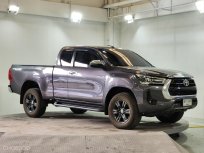 2022 Toyota Hilux Revo 2.4 Prerunner Mid รถกระบะ 