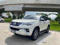 ขายรถ TOYOTA FORTUNER 2.4 V 4WD ปี 2017