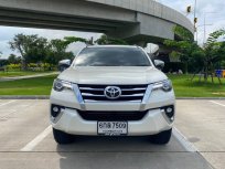 2017 Toyota Fortuner 2.4 V 4WD SUV ฟรีดาวน์/ฟรีวารันตรี 3 ปี หรือ 30,000km