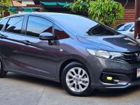 2020 Honda JAZZ 1.5 V i-VTEC  ไมเนอร์เชนจ์ รถบ้านมือเดียว เข้าเช็คตามระยะ รถสวยสภาพดี เลขไมล์แท้ครับ