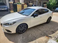 2015 Mazda 3 E Sports รถเก๋ง 4 ประตู รถบ้านมือเดียว 1,800 cc