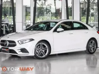 Mercedes-Benz A 200 AMG Dynamic  ปี 2023 สี Polar White  เลขไมล์ 8,xxx km.