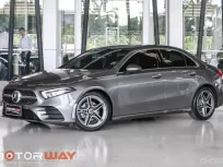 Mercedes-Benz A 200 AMG Dynamic  สี  Mountain Gray ปี 2022  เลขไมล์ 37,xxx km.