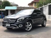 2017 Mercedes-Benz GLA200 1.6 Urban รถเก๋ง 5 ประตู รถสภาพดี มีประกัน