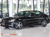 Mercedes-Benz C200 Edition C สี Obsidian Black  ปี 2015 วิ่ง 85,xxx km.