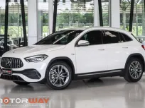 Mercedes-AMG GLA35 4MATIC สี Polar White   ปี 2021 วิ่ง 17,xxx km.