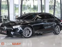 Mercedes-Benz A 200 AMG Dynamic  สี  Cosmos Black  ปี 2022  เลขไมล์ 16,xxx km.