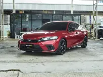 2021 Honda Civic 1.5 RS FE รถสวยสภาพพร้อมใช้งาน  สีแดงจี๊ดจ๊าดสวยมาก สีนี้นานๆมาที ตัวท็อปสุดของรุ่น