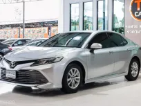 CAMRY 2.0 G 2019 ผ่อน 13,XXX .- รถสวย ประวัติเช็คศูนย์ มือแรกออกห้าง คุณภาพโชว์รูม เอกสารคู่มือครบ