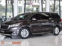 KIA Grand Carnival 2.2 EX  สี น้ำตาล  ปี 2016 วิ่ง 67,xxx km.
