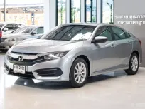 Honda CIVIC FC 1.8 E i-VTEC ผ่อน 8,xxx .- ใช้งานน้อยมาก รถมือเเรก ประวัติดีเข้าศูนย์ คู่มือครบ