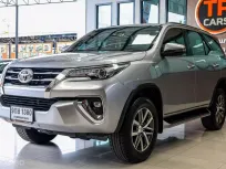 Toyota Fortuner 2.4 V 2020 ผ่อน 15,xxx รถสภาพเหมือนป้ายแดง ประวัติเช็กศูนย์ คู่มือครบ คุณภาพโชว์รูม