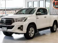 Toyota Hilux Revo 2.4 E Prerunner 2019ผ่อน 7,xxx.- รถมือแรก ไมล์น้อย ประวัติเช็คศูนย์ คู่มือครบ