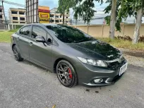 2013 Honda CIVIC 1.8 E i-VTEC รถเก๋ง 4 ประตู 