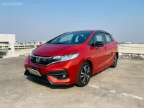🔥 Honda Jazz 1.5 Rs ซื้อรถผ่านไลน์ รับฟรีบัตรเติมน้ำมัน