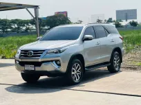 ขาย รถมือสอง 2016 Toyota Fortuner 2.8 V 4WD SUV 