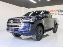 2021 Toyota Hilux Revo 2.4 Prerunner Mid รถกระบะ 