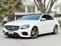 2017 Mercedes-Benz E220 2.0 d AMG Dynamic รถเก๋ง 4 ประตู 