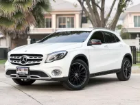 2020 Mercedes-Benz GLA200 1.6 Urban suv 