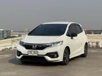 🔥 Honda Jazz 1.5 Rs ซื้อรถผ่านไลน์ รับฟรีบัตรเติมน้ำมัน