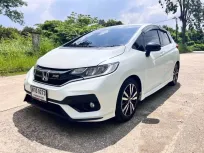 2019 Honda JAZZ 1.5 RS i-VTEC รถเก๋ง 5 ประตู รถบ้านแท้ ไมล์น้อย เจ้าของขายเอง 