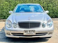 ขาย รถมือสอง 2004 Mercedes-Benz E240 2.6 Avantgarde รถเก๋ง 4 ประตู 