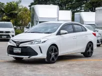  Toyota VIOS 1.5 J (LPG) 2017 ออกรถ 0 บาท จองเพียง 100 เดียว !!