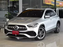 ลดทันที 100,000 บาท วารันตี 3 ปี เหลือๆ 2022 Mercedes-Benz GLA200 1.3 AMG Dynamic  รถบ้านมือเดียว
