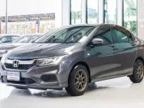Honda CITY 1.5 S i-VTEC 2019 ผ่อน 6,300 รถสวยเดิม สีเงินสวยเงางาม ภายในกว้างขวาง สวยสะอาดมาก