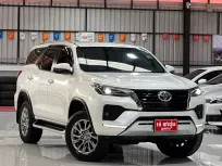 2021 Toyota Fortuner 2.4 V SUV 