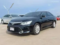 🔥 Toyota Camry 2.0 G ซื้อรถผ่านไลน์ รับฟรีบัตรเติมน้ำมัน